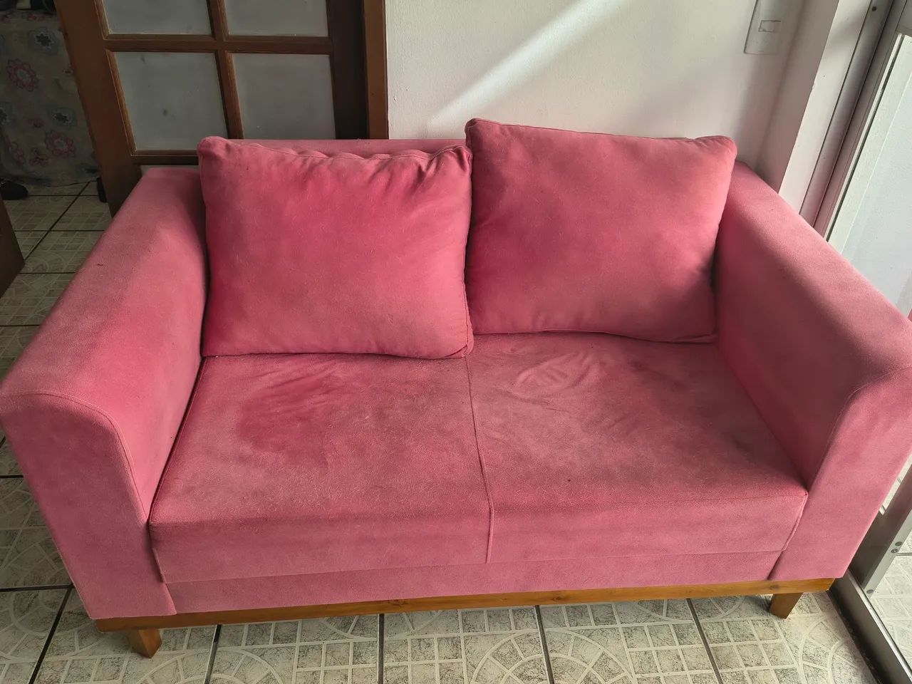 Vendo Sofá Viena 3 Lugares - Pink - Foto 3