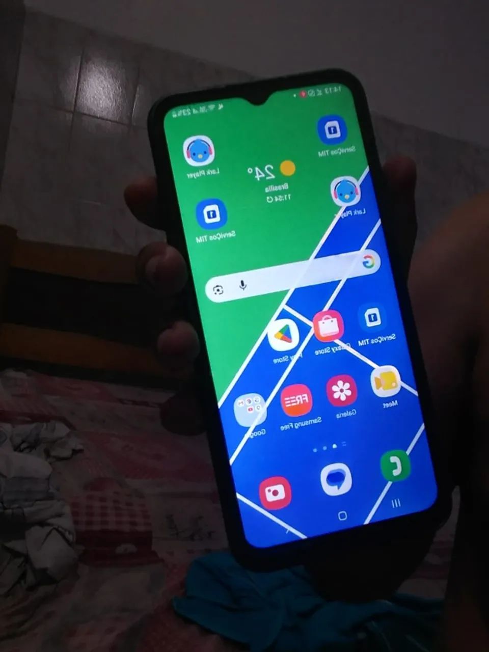 Vendo celular A03 SAMSUNG  SEM MARCA DE USONE SEM TRINCO ÚNICO DONO VALOR 250.