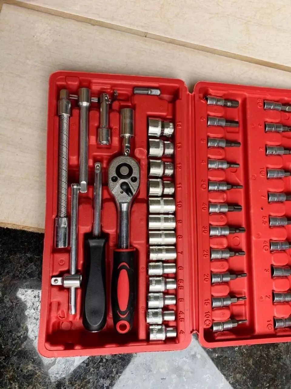 Kit de Ferramentas Profissional - 46 Peças com Soquetes e Bits - Foto 2