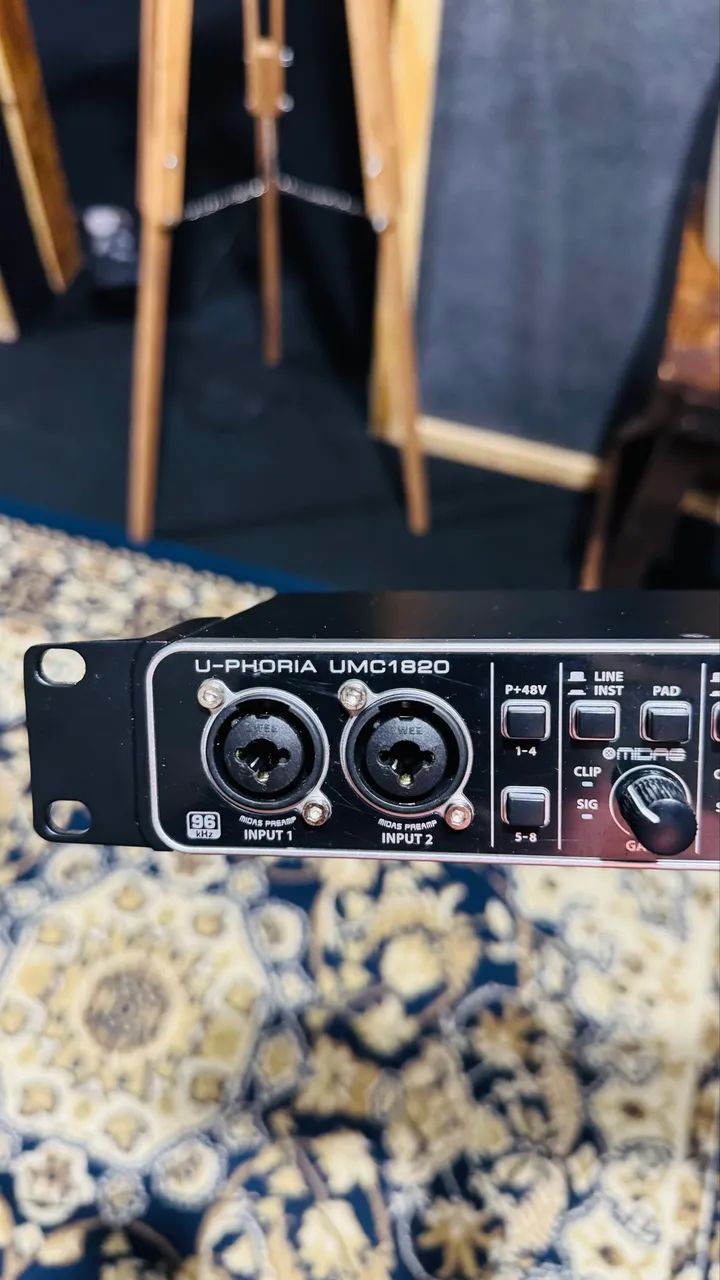 interface de áudio behringer u-phoria umc1820 - Foto 3
