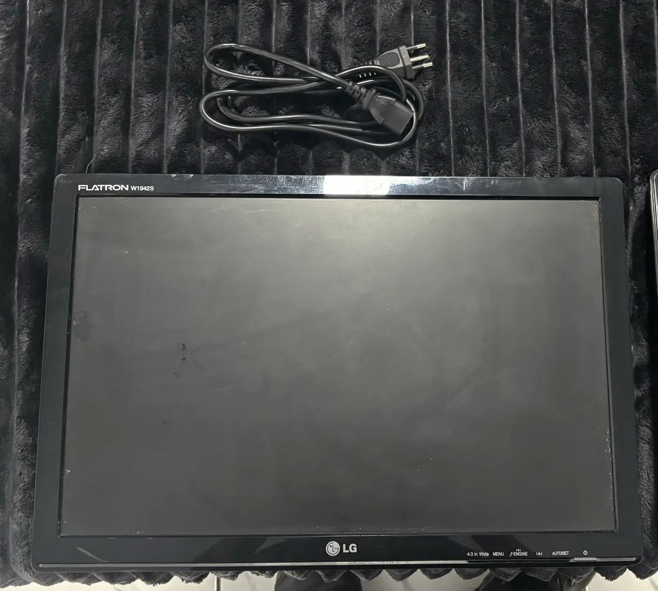 Vende-se 2 monitores 