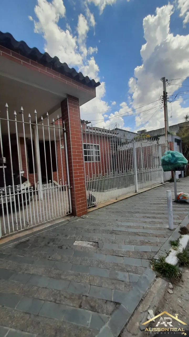 Casa Térrea com Terreno 250m² - Ideal para construtores. - Foto 5