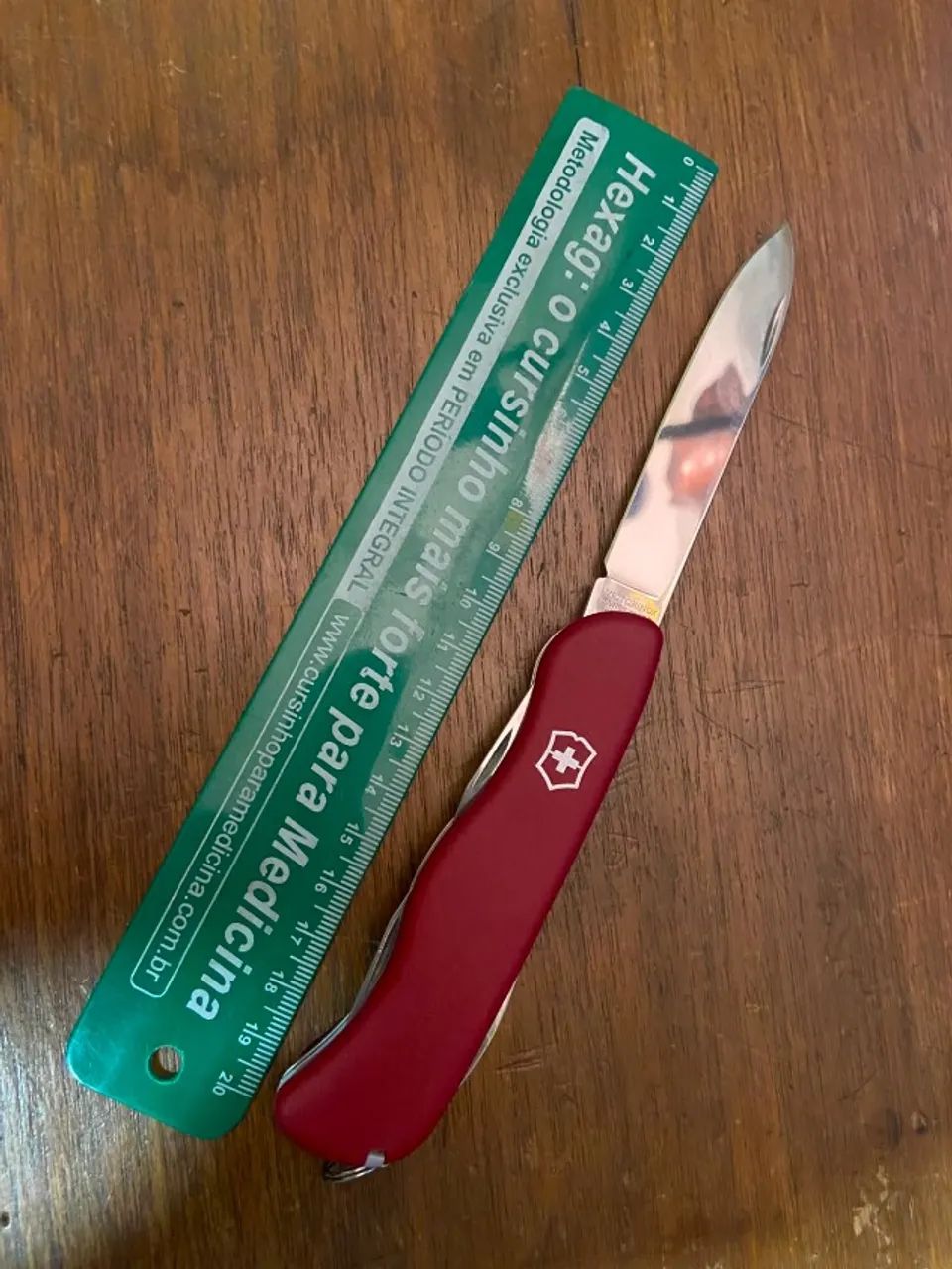 Canivete Victorinox Picknicker - 12 funções