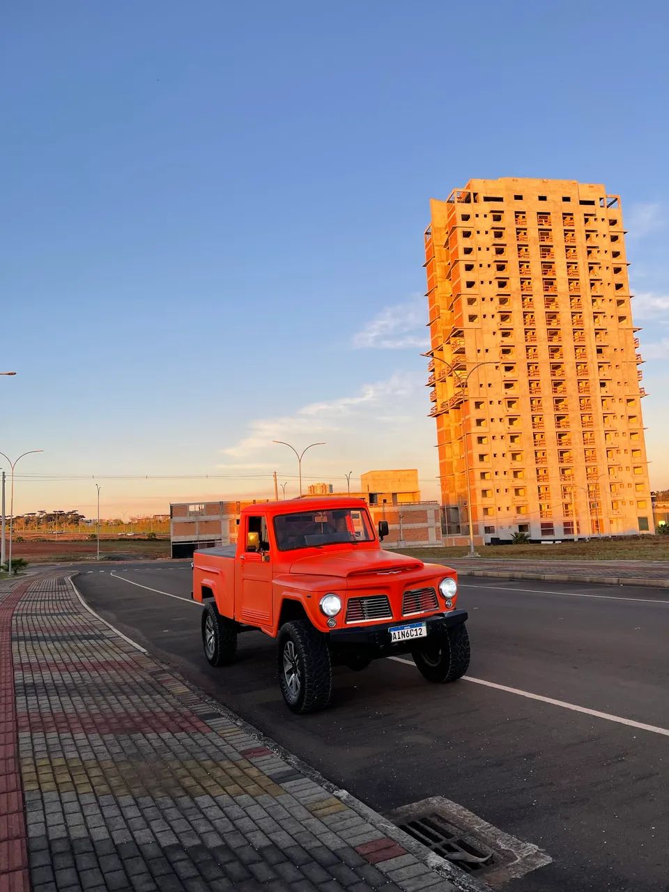 Ford F-75 4X4 2.3 1975