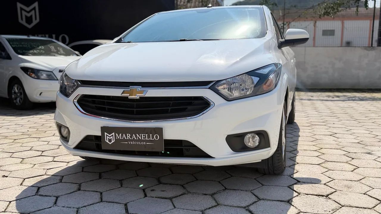 Chevrolet Onix Hatch LT 1.4 8V Flex Mec. 4P 2019 - Foto 3