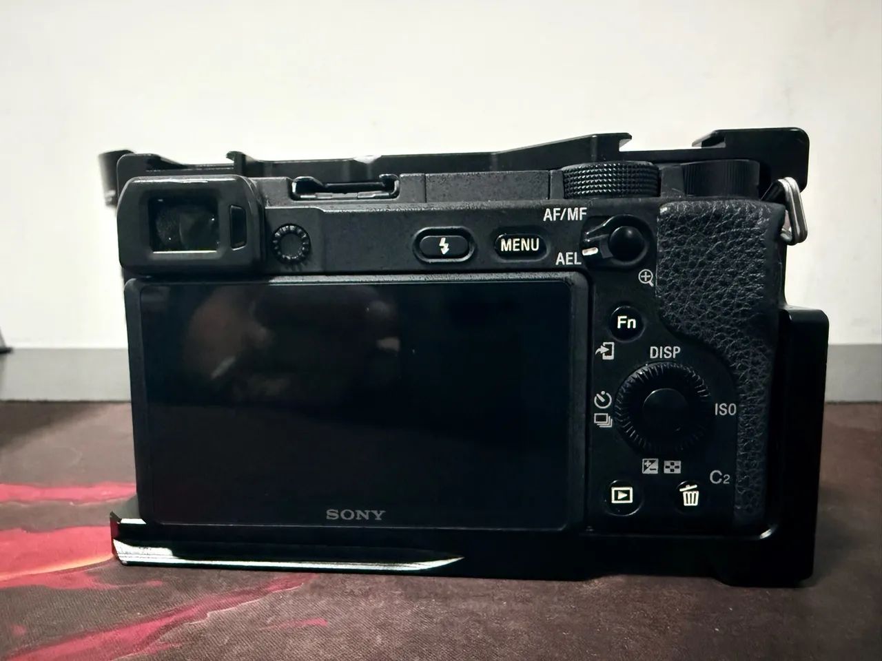Sony a6400 + lente Viltrox 13mm 1.4 - Foto 3