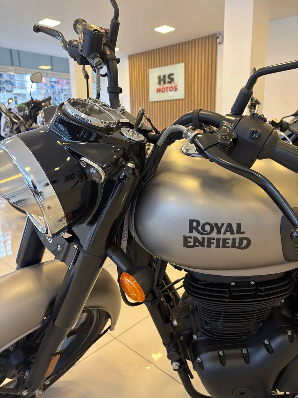 Royal Enfield Classic 350  - Foto 5