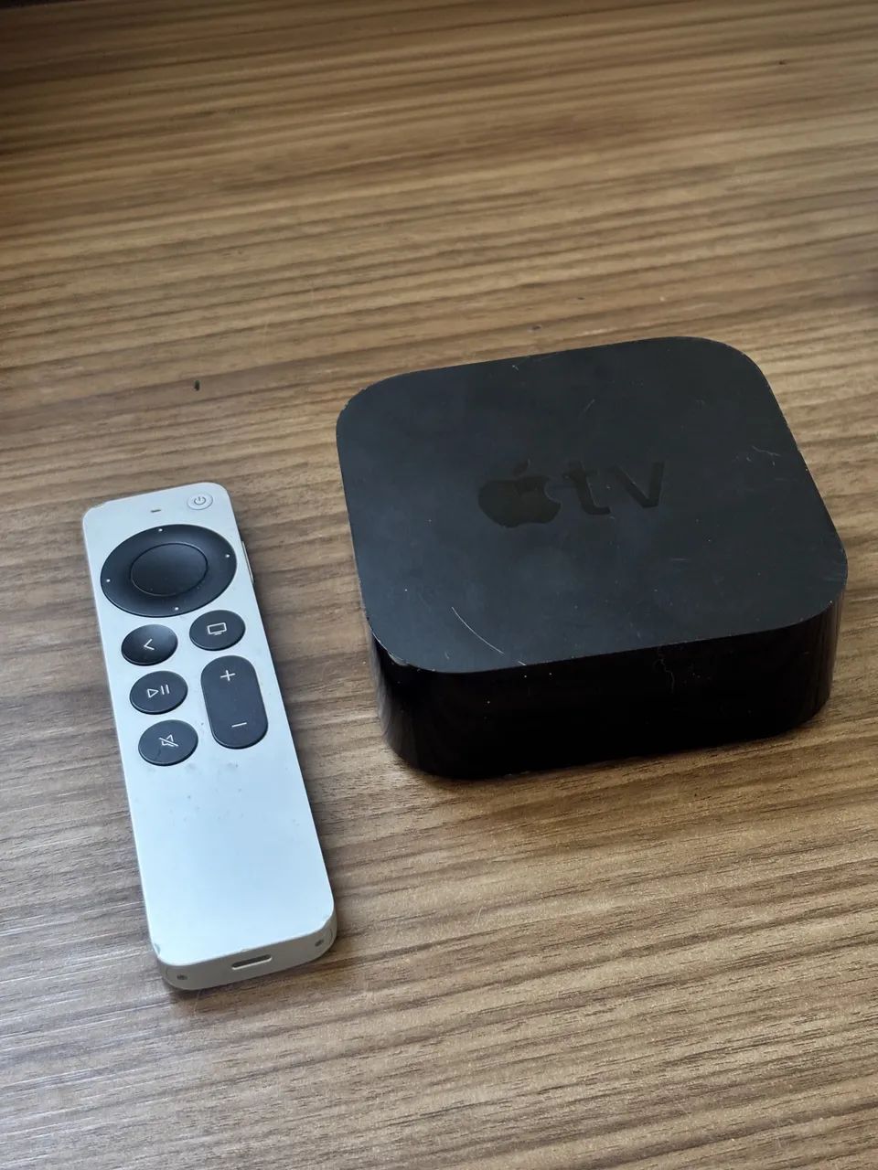 Apple TV 4K 2ª Geração A2169 ? Com Defeito + Controle - Foto 2