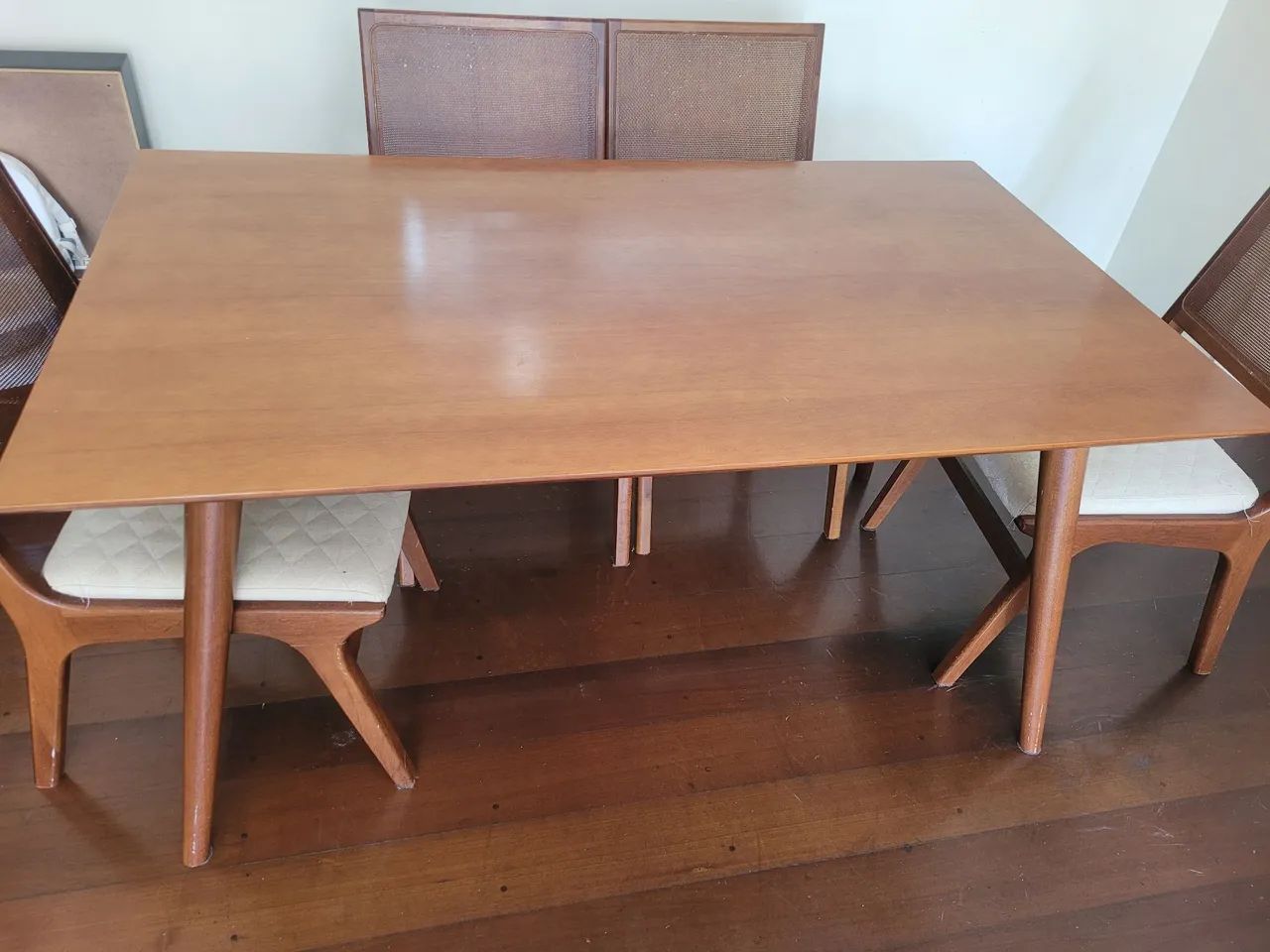 Mesa de jantar e cadeiras - Foto 2