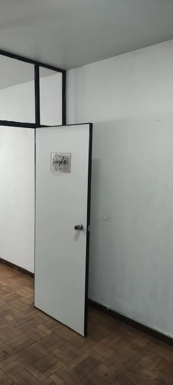 Sala comercial no centro de Curitiba - Foto 3