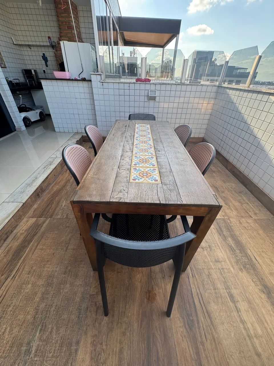 Mesa de Madeira Tratada 1,81m - R$ 550 - Foto 5