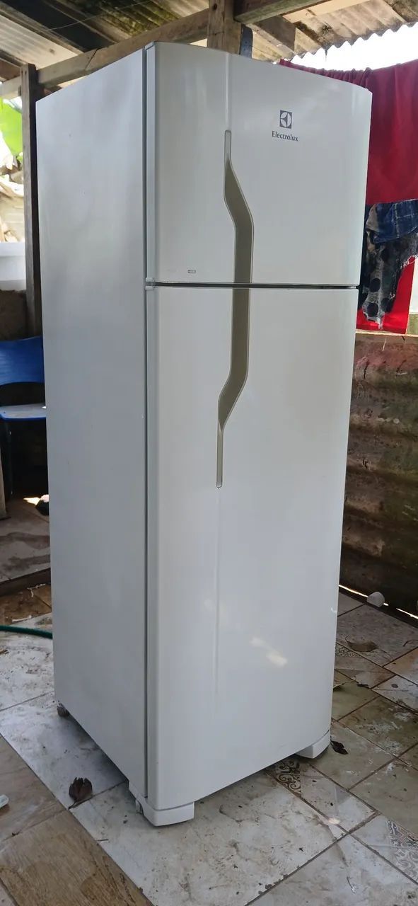 GELADEIRA ELETROLUX 380LITRO FUNCIONA PERFEITAMENTE 