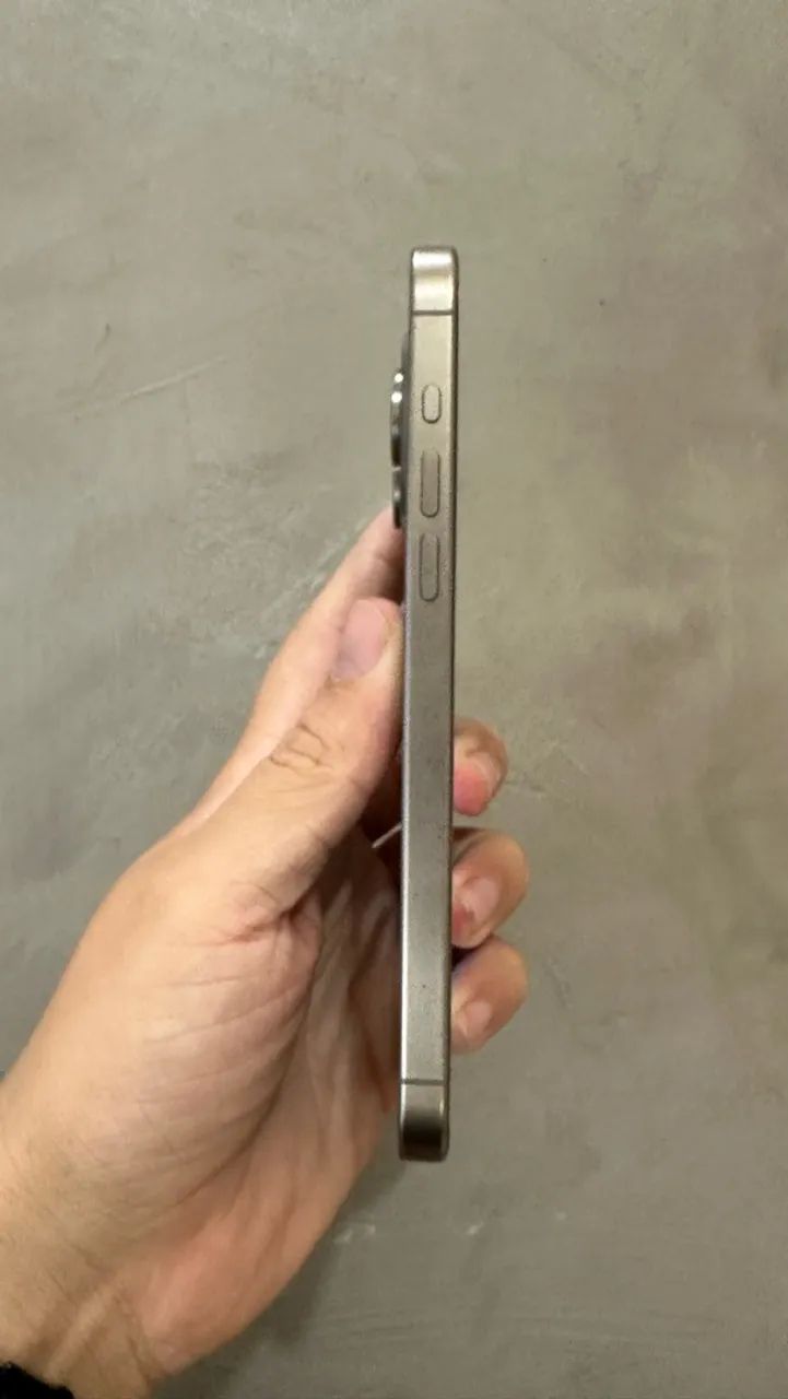 IPJONE 15 PRO MAX 256 GIGAS  - Foto 2