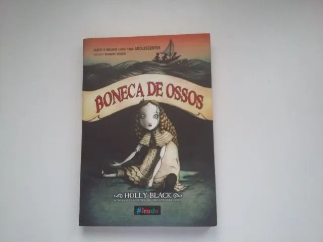 Boneca de Ossos - Holly Black