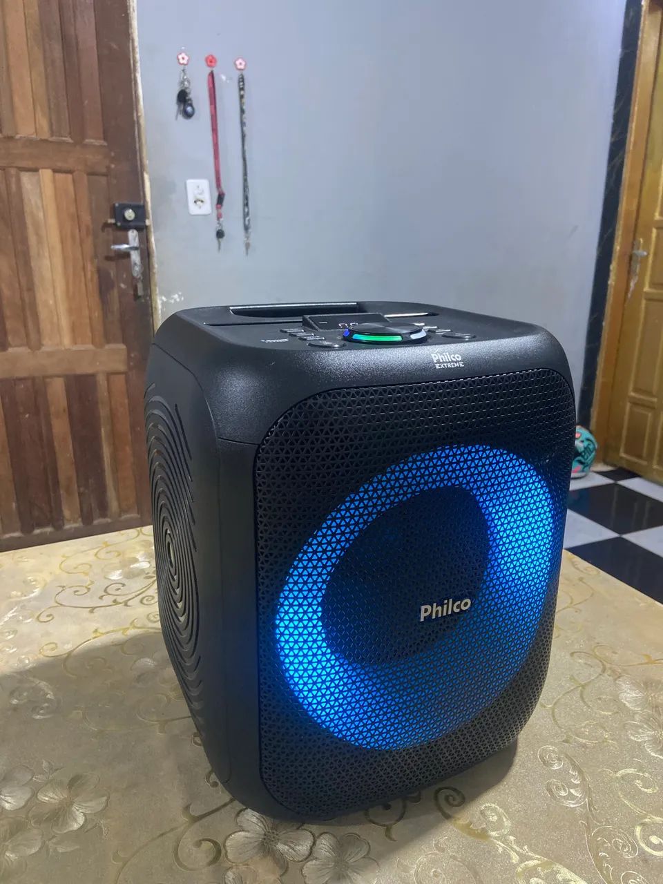 Vendo caixa de som Philco com nota fiscal - Foto 2