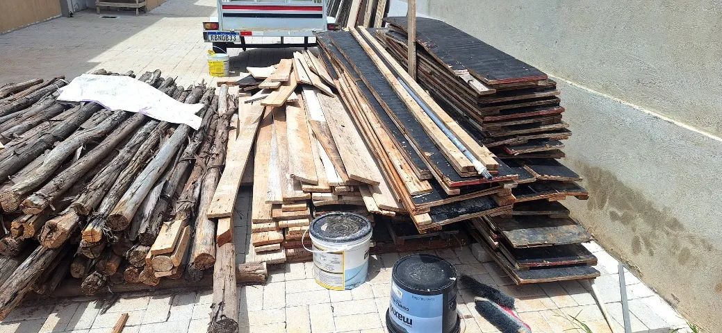 Madeiras para Construção 415984716843601921