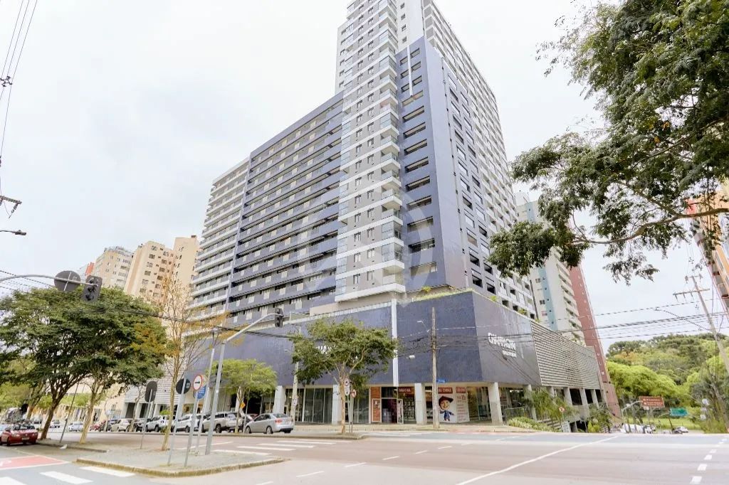 Excelente Sala Comercial com Vaga de Garagem no Bigorrilho