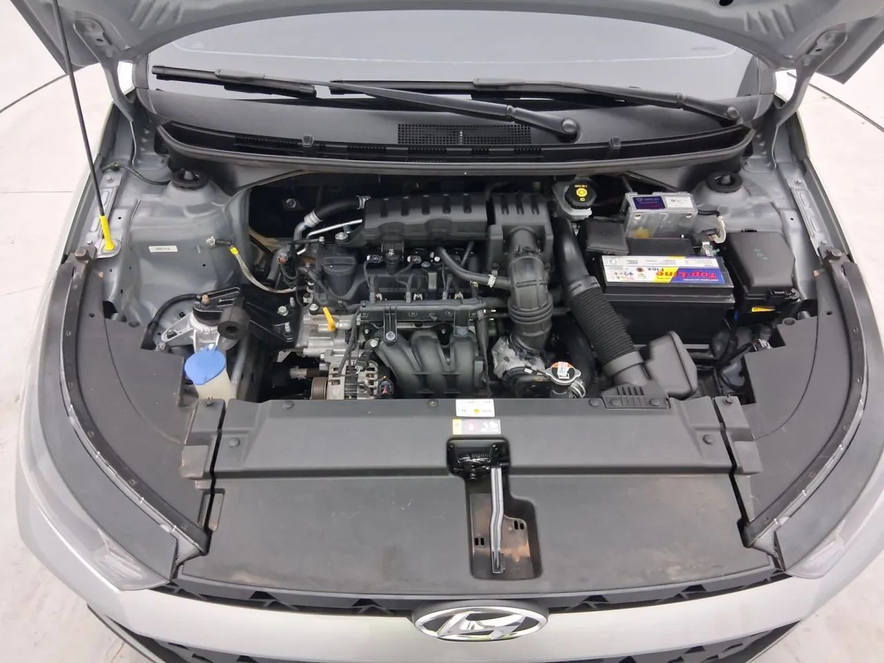 Hyundai HB20 Limited 1.0 Flex 12V Mec., foto 10 de 17