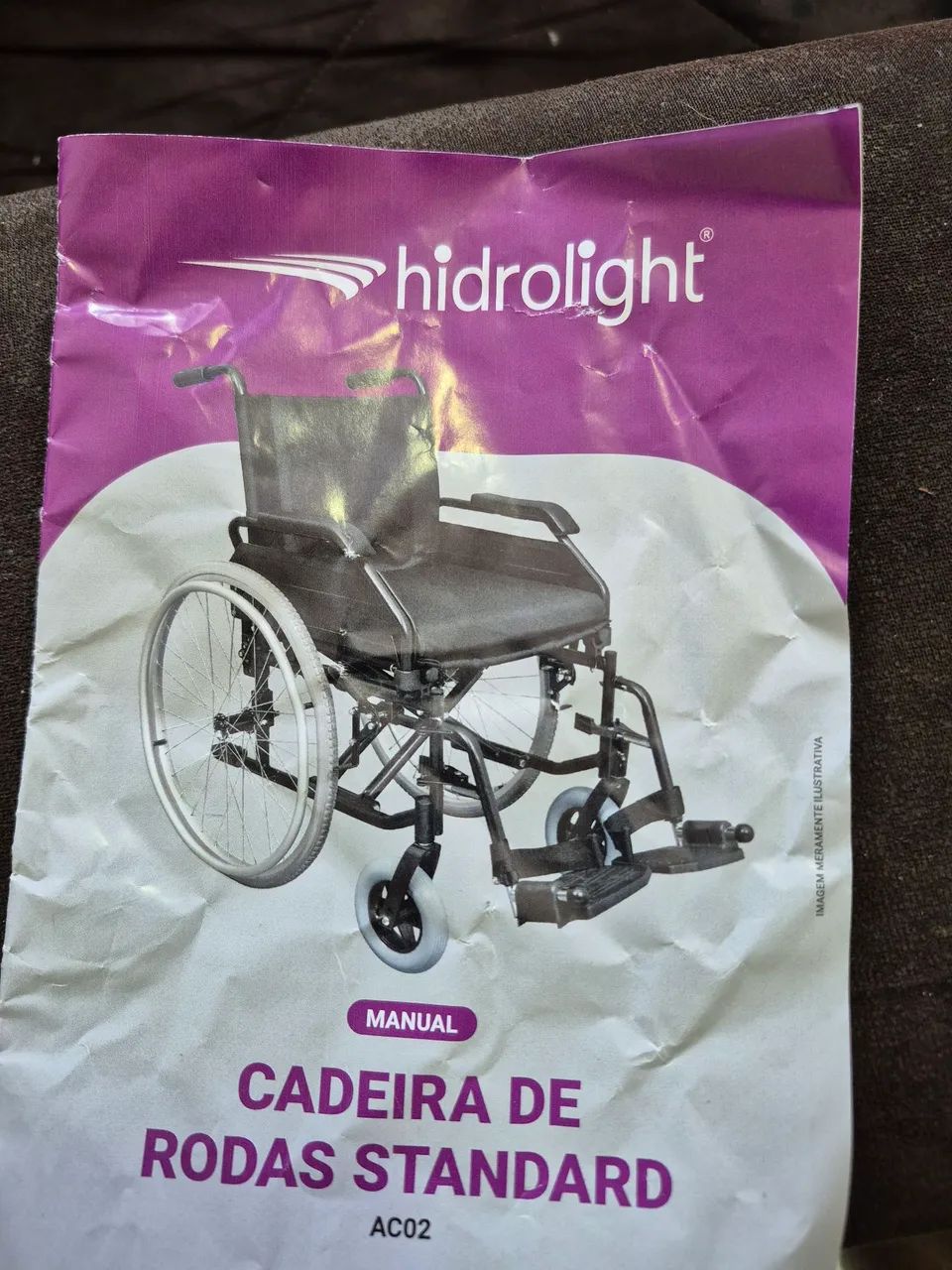 Cadeira de rodas STANDARD HIDROLIGHT