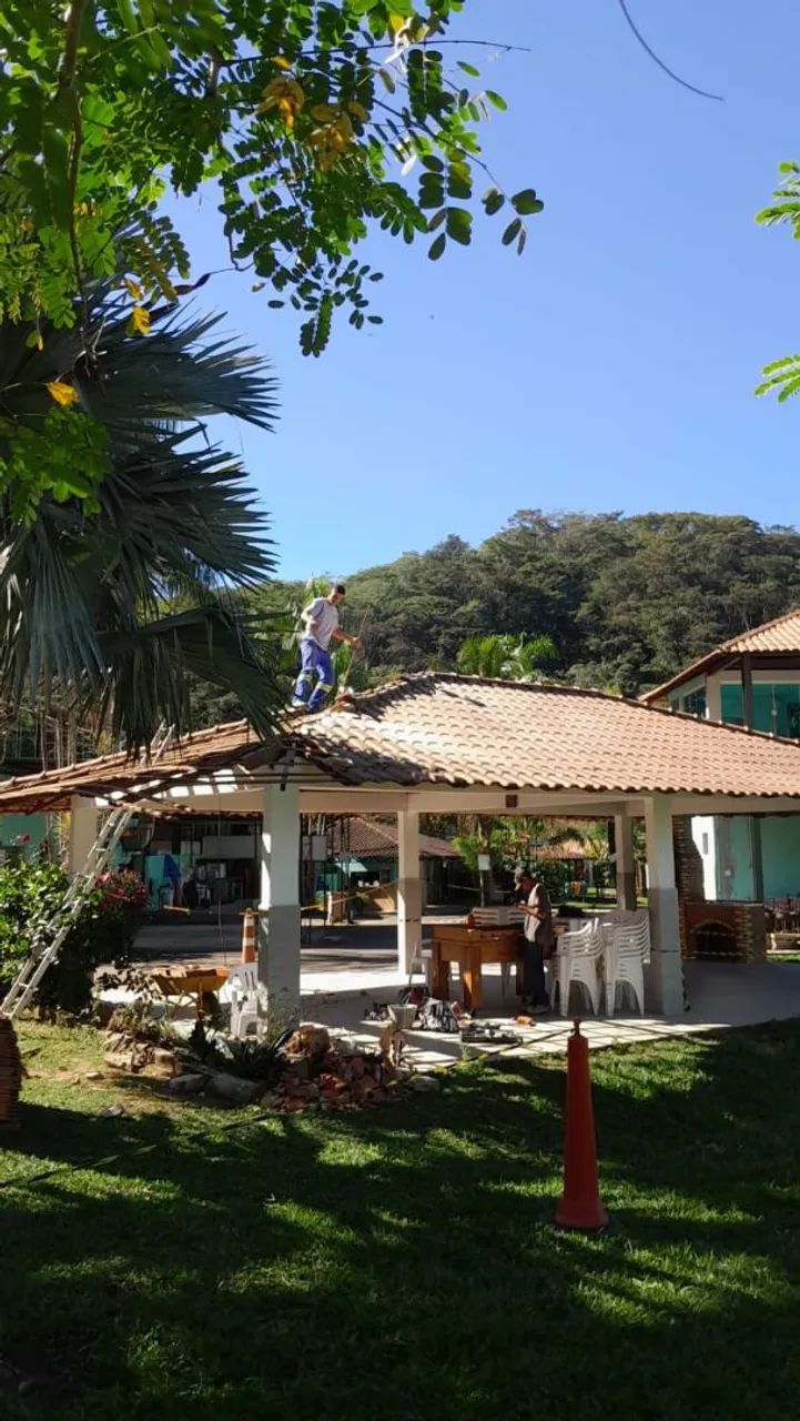 Pedreiro, ladrilheiro, pintor...