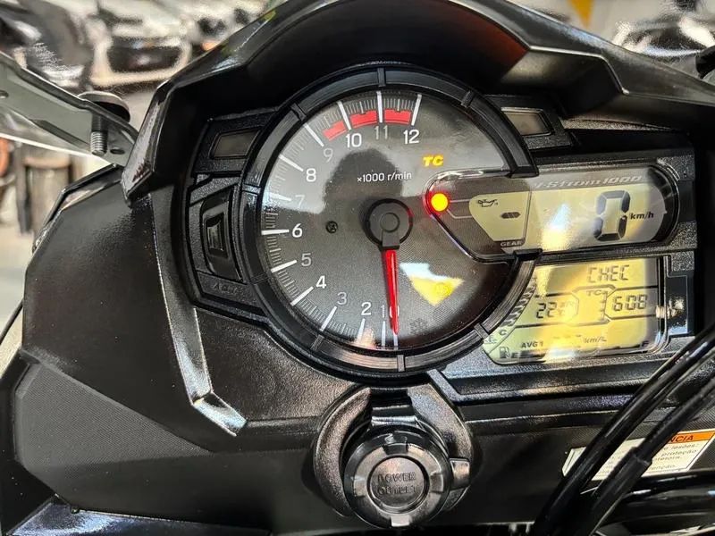 SUZUKI VSTROM 1000 XT  - Foto 4