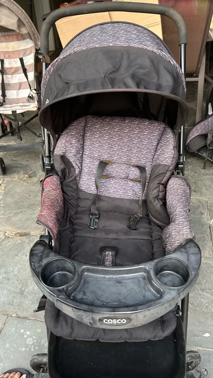 Vendo bebê conforto cosco e carrinho de bebê reverse  - Foto 5