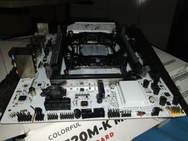 placa mae. x 99 com processador, E5 2680v4,com suporte do cooler. - Foto 4