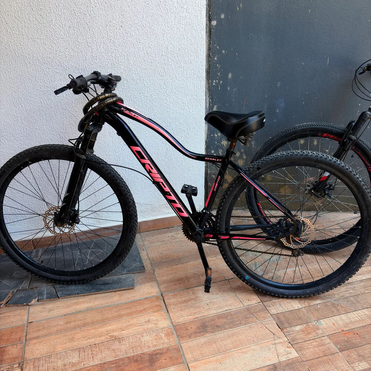 Vende-se bicicleta aro 29  - Foto 4