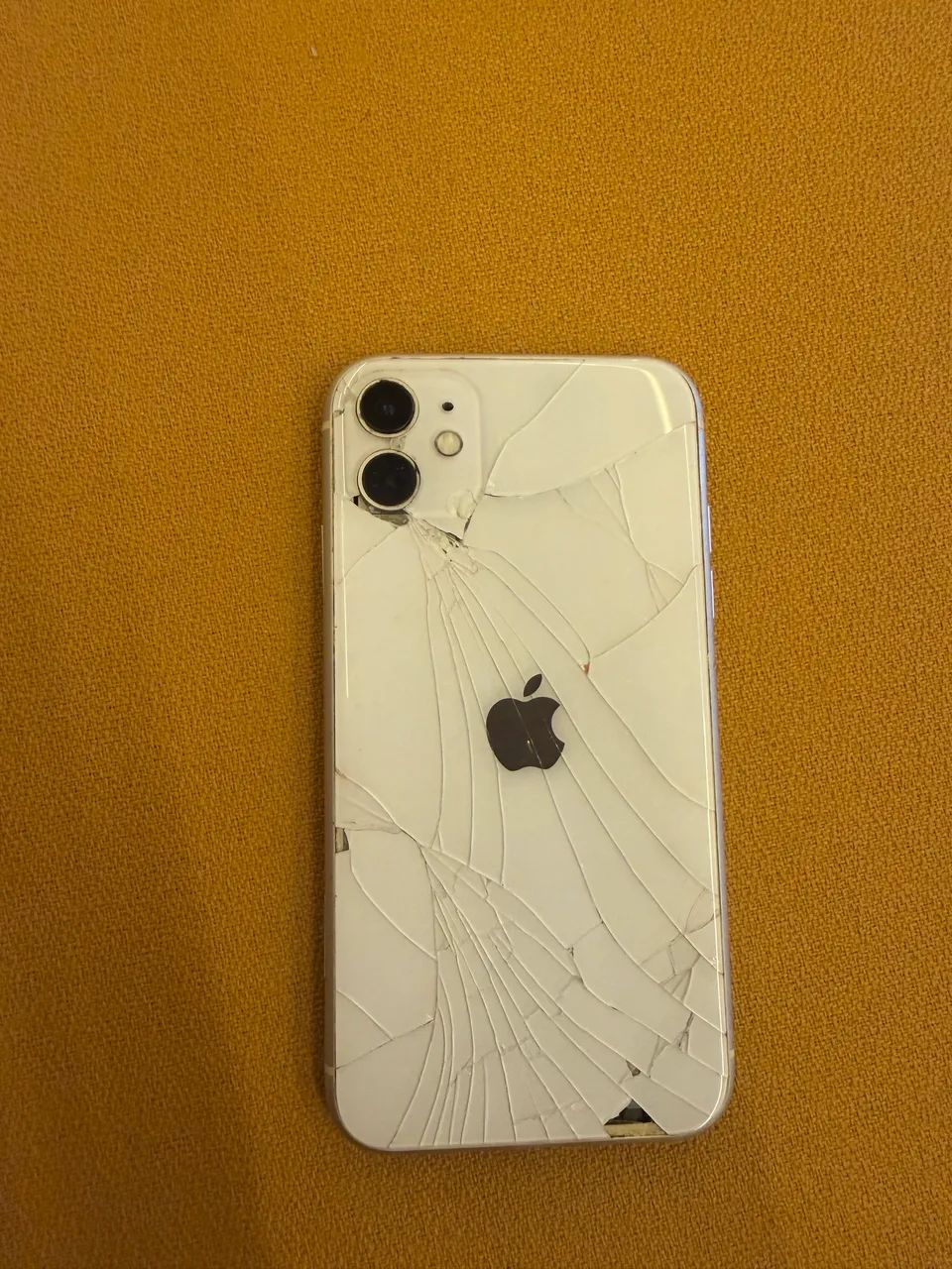 iPhone 11  - Foto 2
