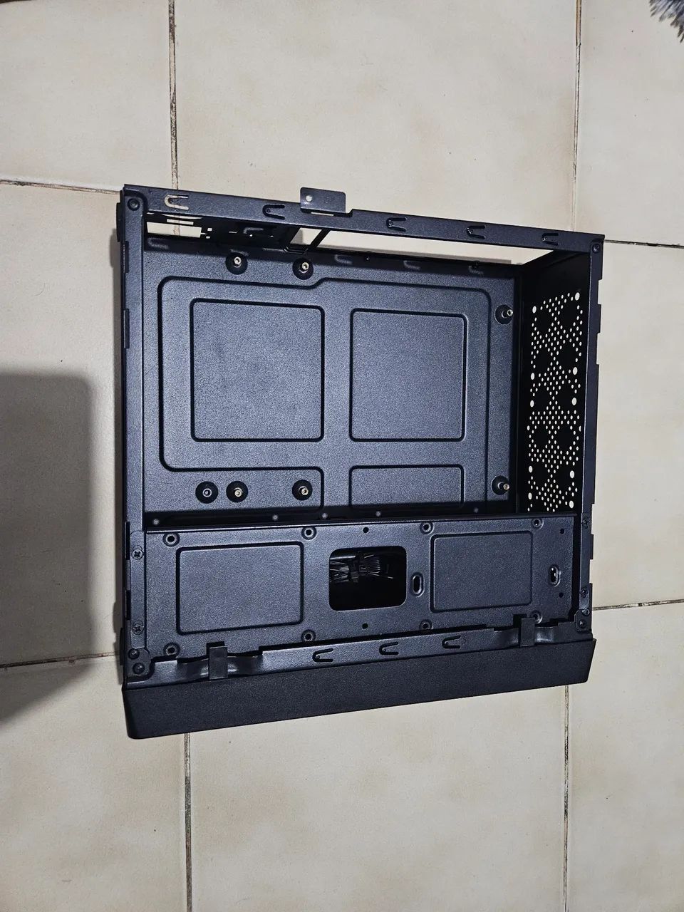 Gabinete Bluecase Slimdesk BG-2002 mAtx mini itx - Foto 3