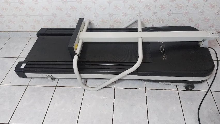 Esteira Elétrica ProForm 920- 1á 13km/h - até 120Kg - 110V - Dobrável -ac. Cartão - Foto 5