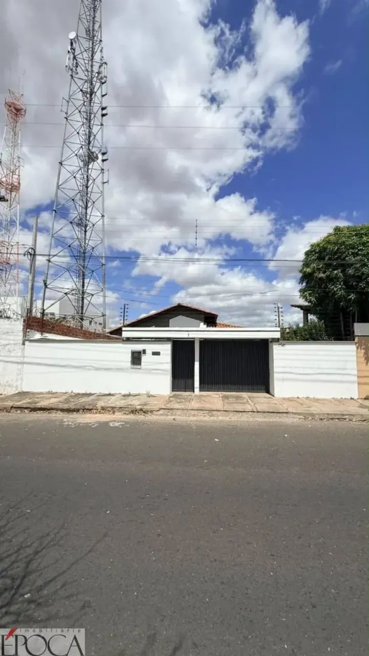 CASA NO BAIRRO MORADA DO SOL