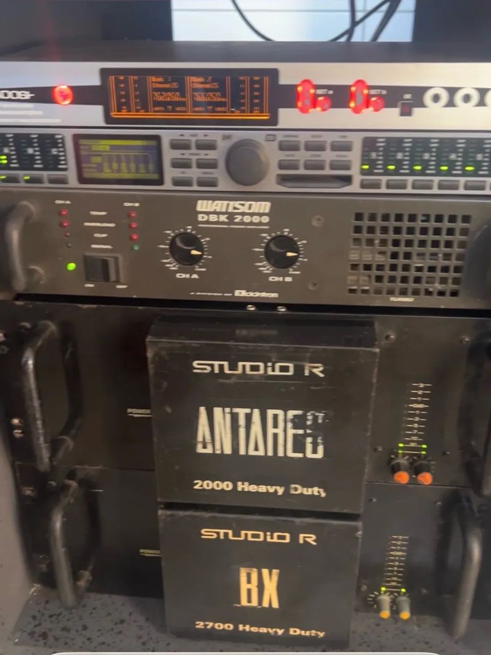 Amplificadores STUDIO R 2700 2000  - Foto 5
