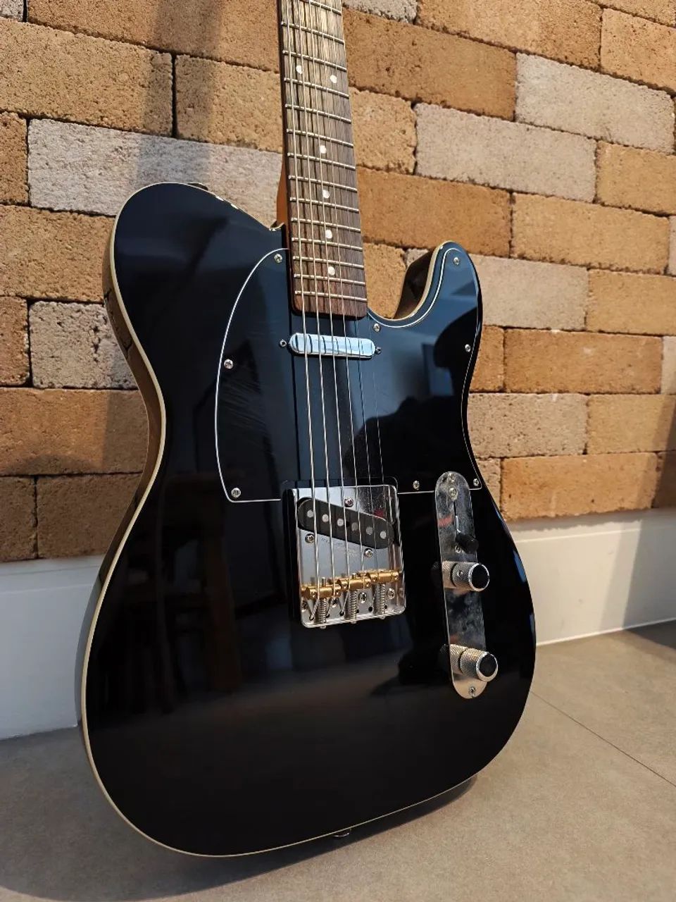Fender Telecaster squier baritone baritona 