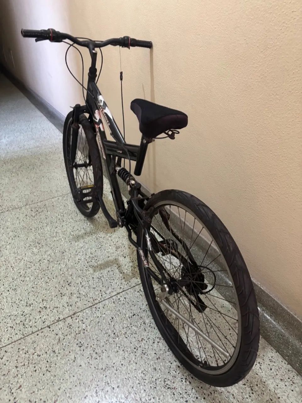 Bicicleta Aro 26 - Foto 3