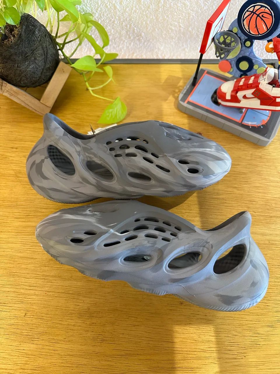Adidas Yeezy Foam Runner ?MX Granite?