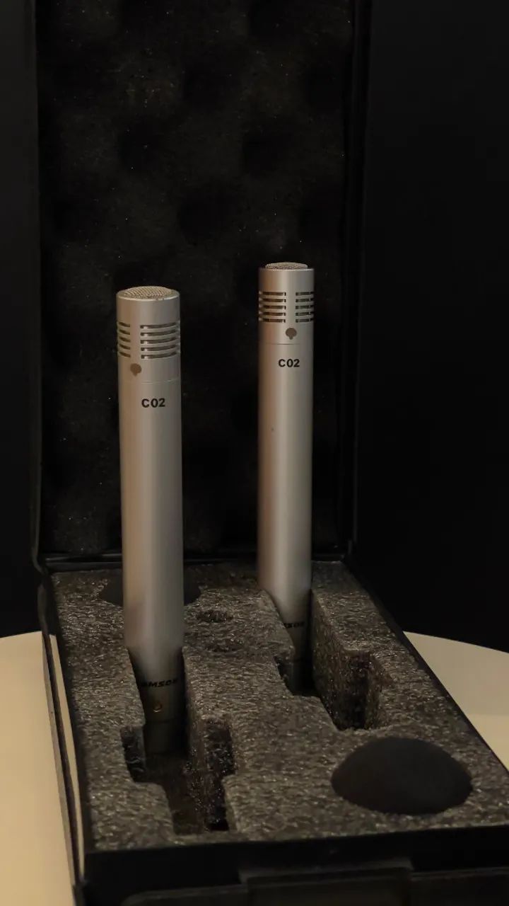2 Microfones Samson C02 