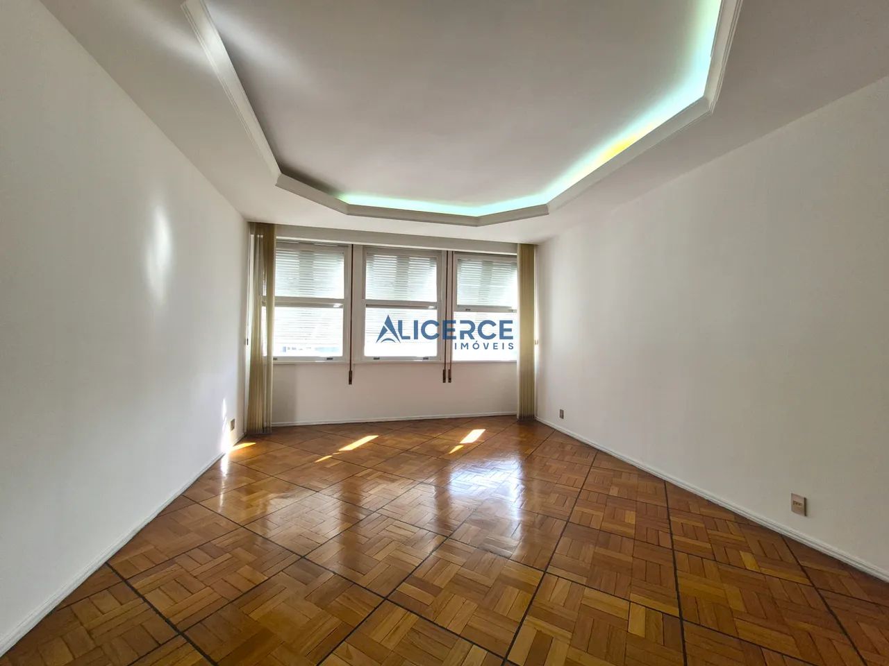 Apartamento à venda com 04 quartos - rua Gil horta- Centro. - Foto 4