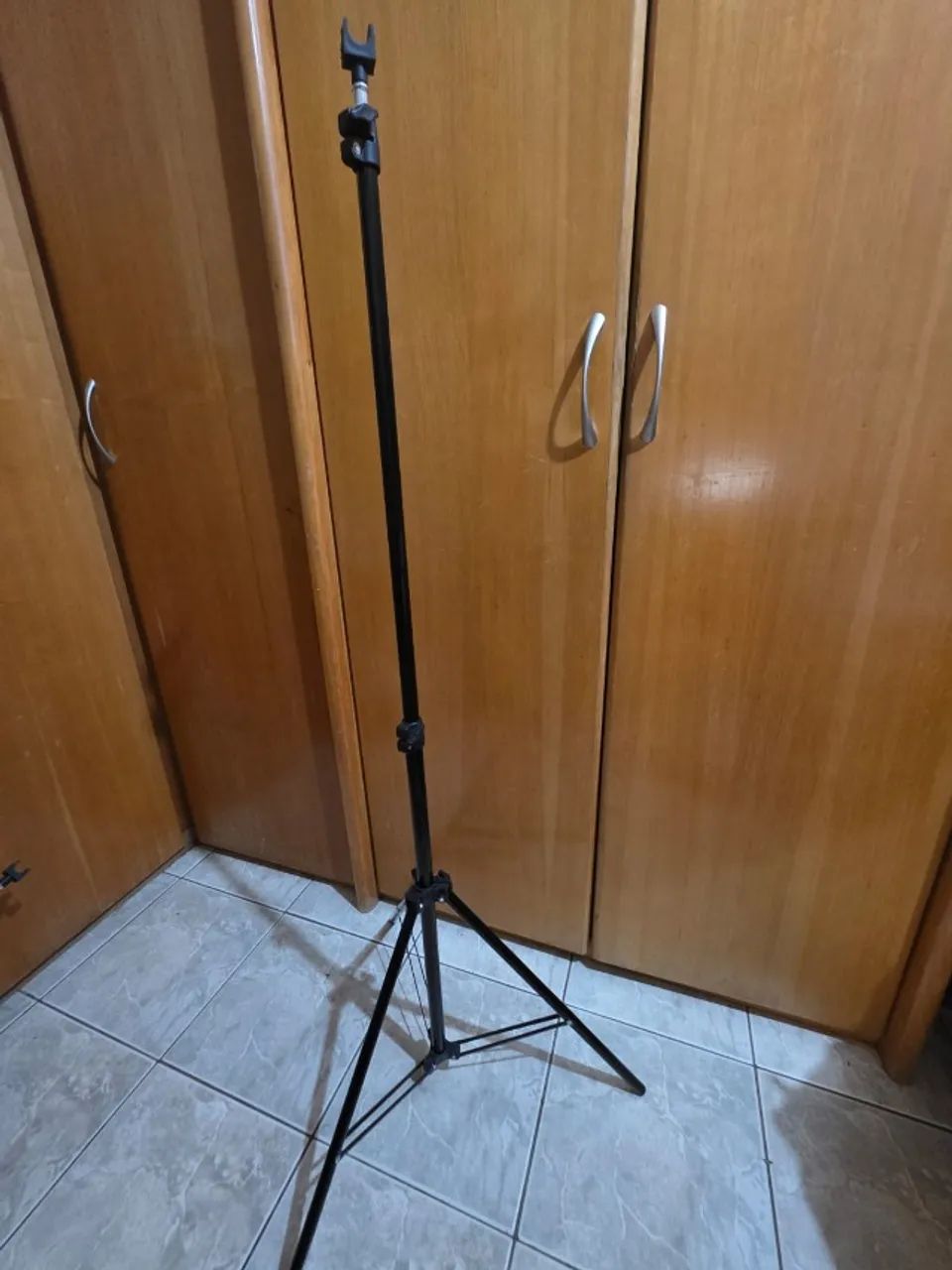 Tripé (de ring light) - Foto 2