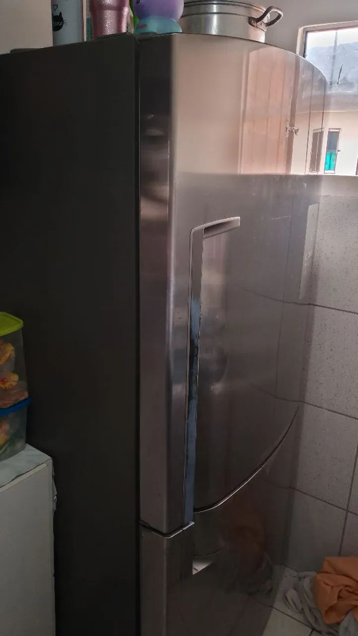 Vendo geladeira Brastemp com defeito  - Foto 2