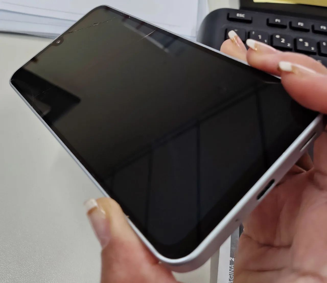 Vendo celular Samsung Galaxy A16 usado  - Foto 3