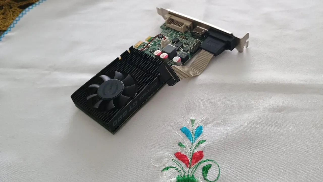 Placa de vídeo GT 620