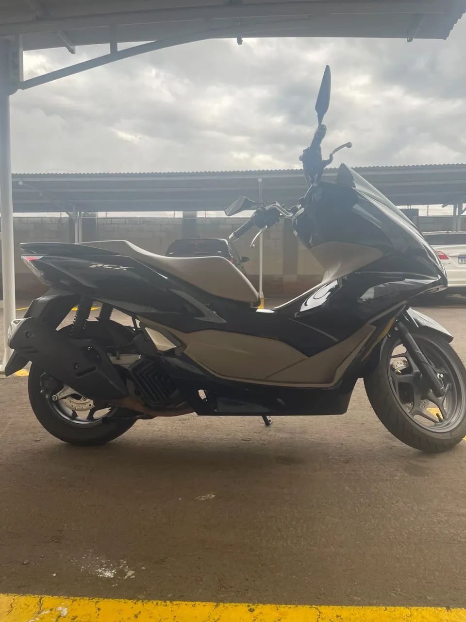 Vendo pcx 160 DLX ABS 