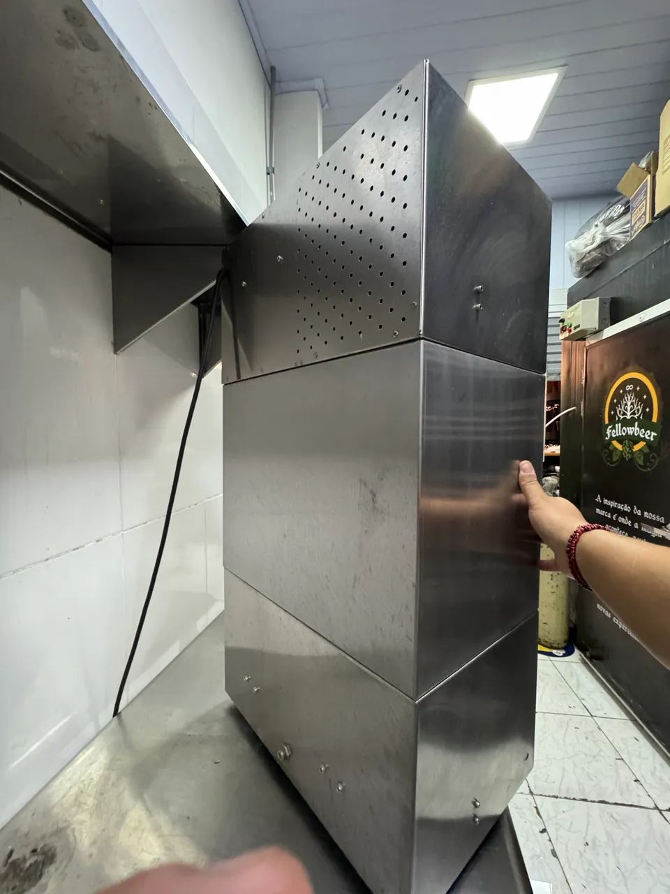 CRAVADORA DE LATINHA PNEUMÁTICA AUTOMATIZADA EM INOX  - Foto 3