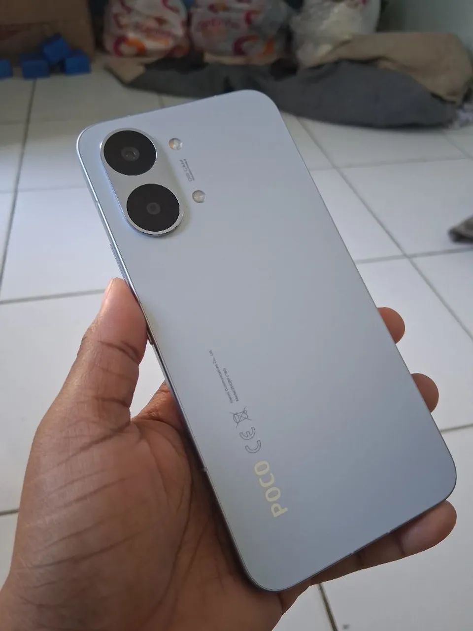 Celular poco x8 por max