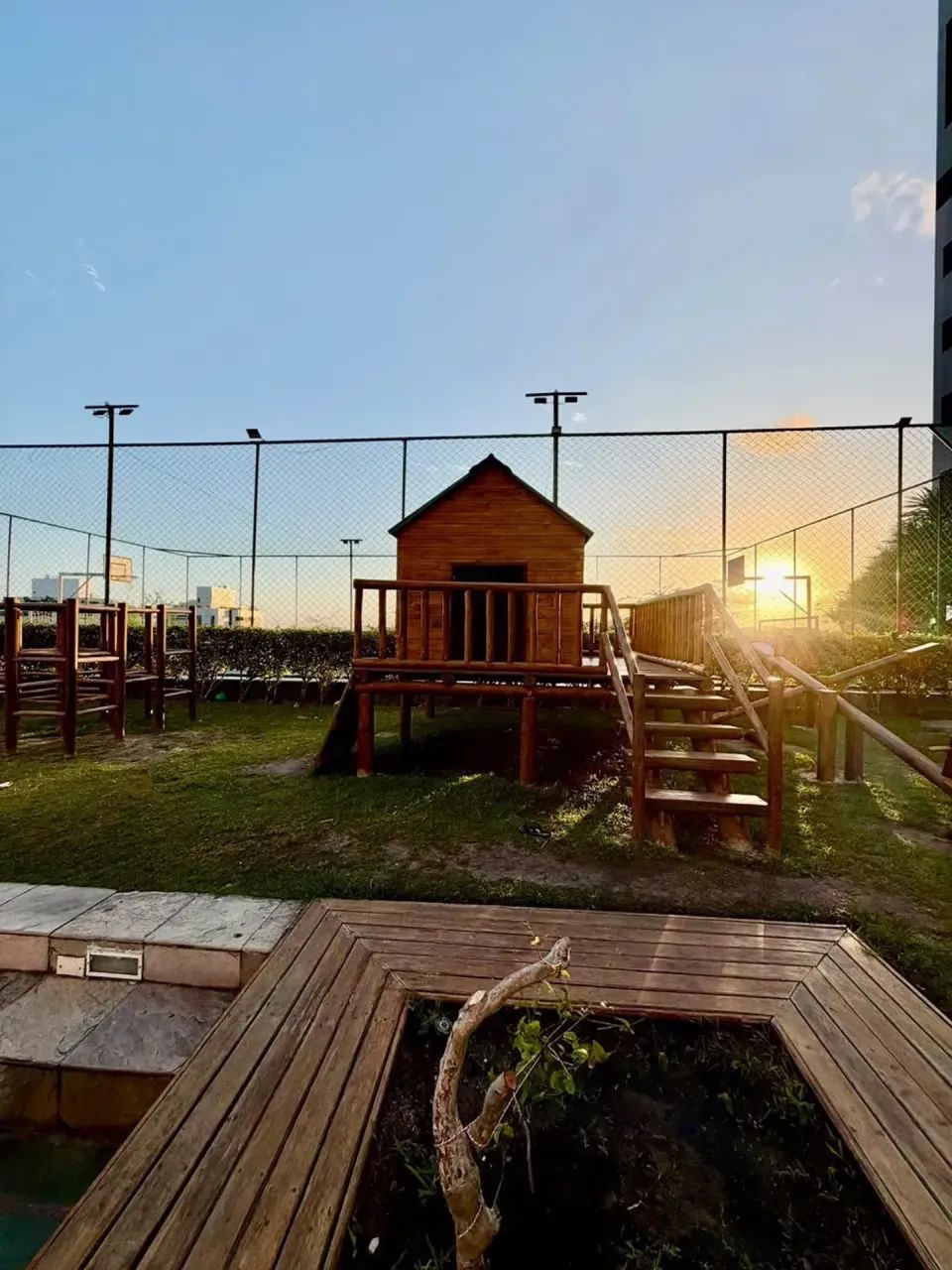 Apartamento com dois quartos sendo uma suite master - Foto 5