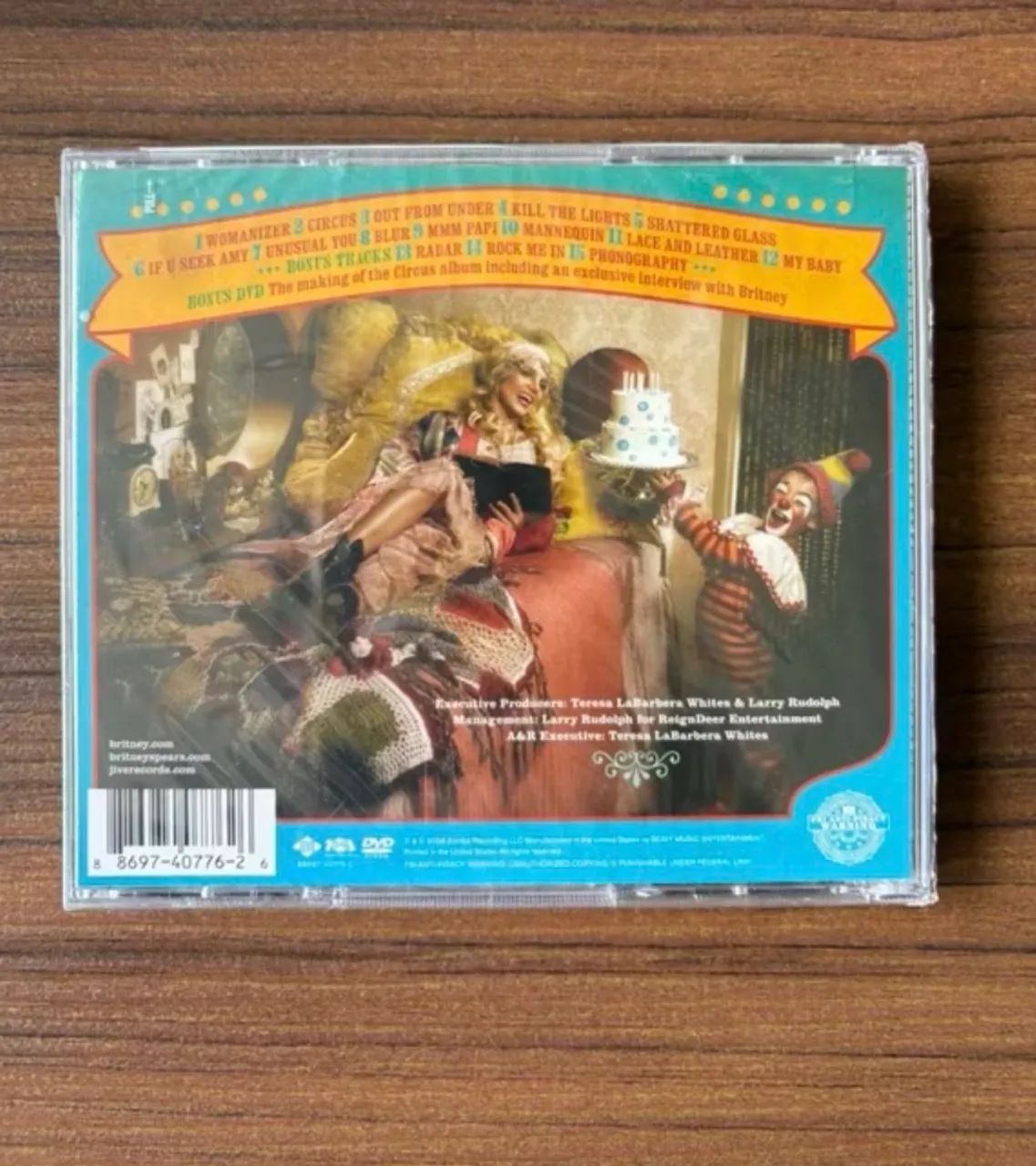 CD DVD Britney Spears Circus Deluxe Edition importado lacrado - Foto 2