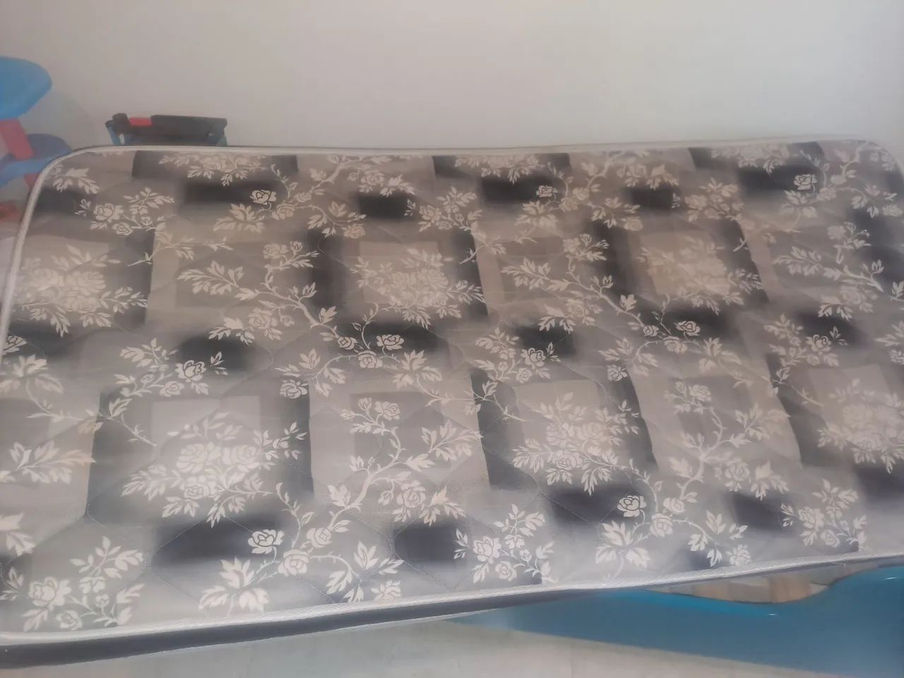 Cama infanto/juvenil de madeira e Mdf Mobly (1,64 de comprimento). Com colchão.  - Foto 4