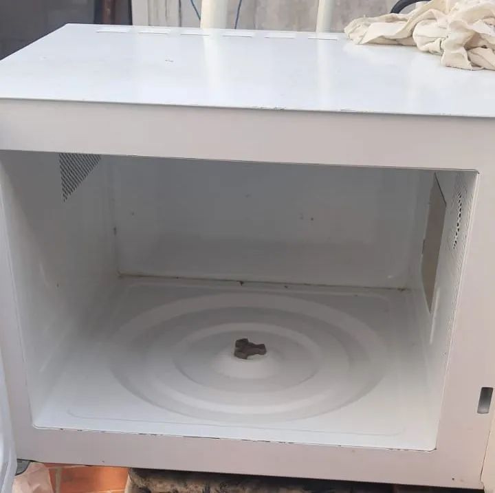 Microondas electrolux usado - Foto 3