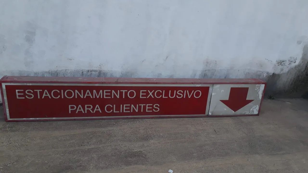 Vendo  placa para loja ou estacionamento  - Foto 3